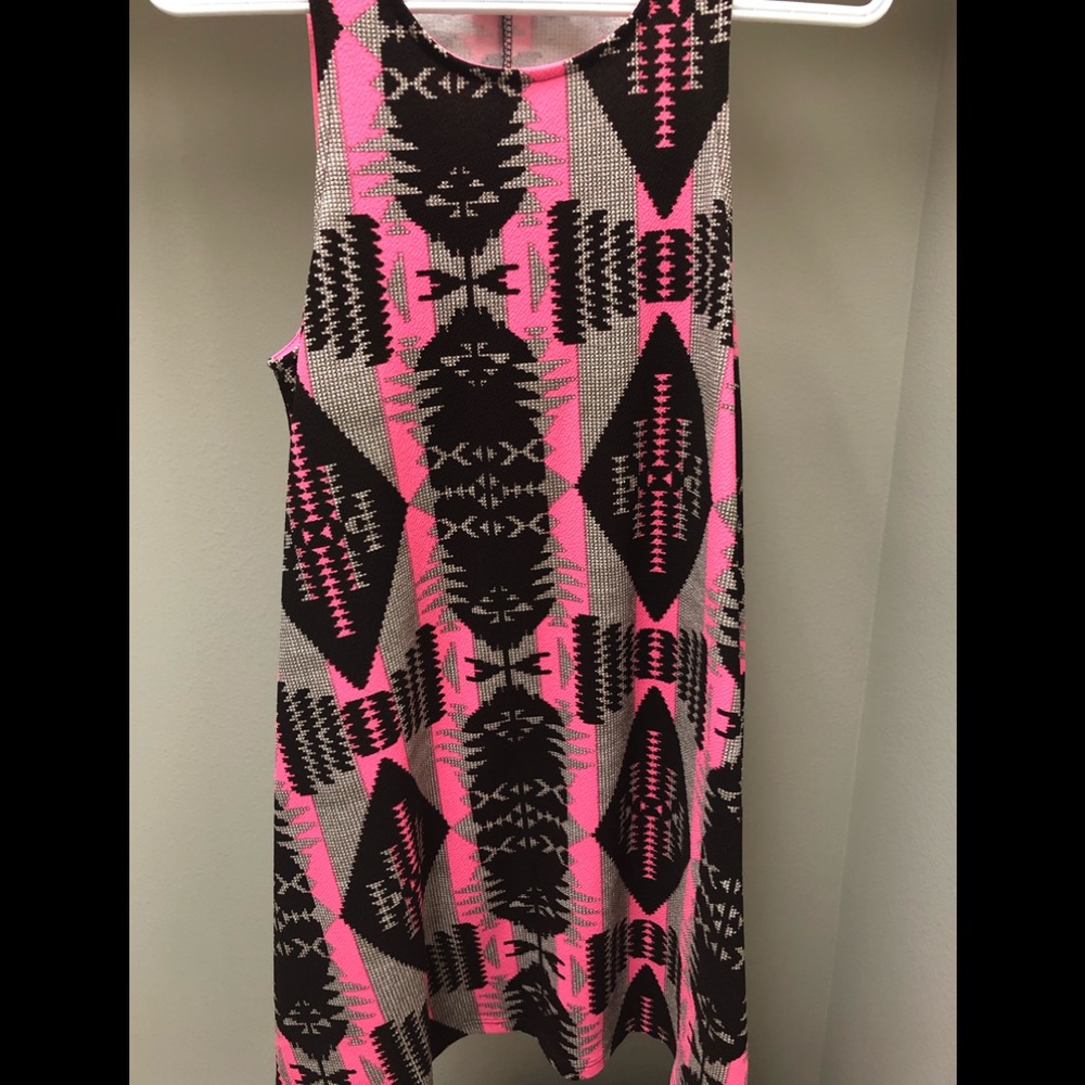 Sleeveless dress